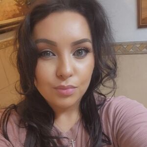 Meet your Posher, Shaina